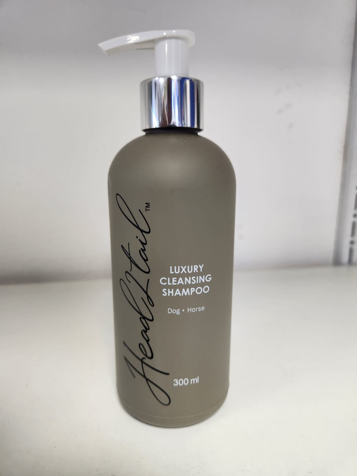 HEAD2TAIL LUXURY CLEANSING SHAMPOO 300ML
